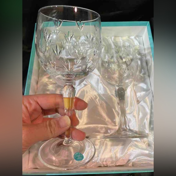 Store Deco Tiffany & Company Authentic Red Wine Glasses 9002. Store stage never - Picture 5 of 5